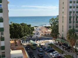 Venta de piso en Echeverría de El Palo photo 0