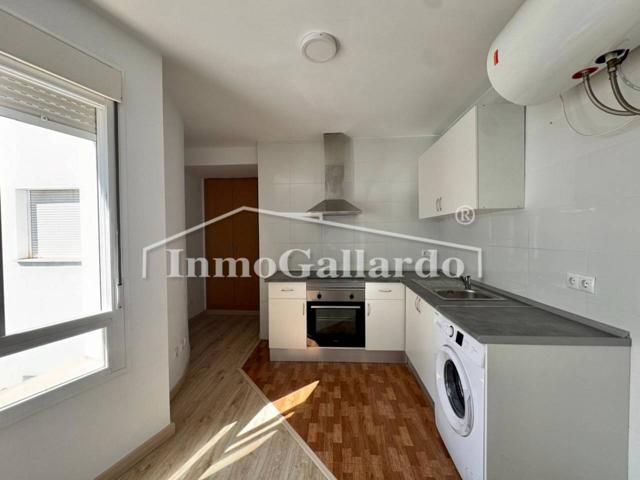 Estudio moderno y reformado en una de las mejores zonas de Málaga photo 0