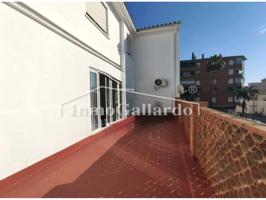 En venta: piso amplio y luminoso con ubicación ideal en Vélez-Málaga photo 0
