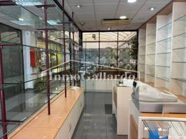 Oportunidad: alquiler de local comercial en El Palo, Málaga. photo 0