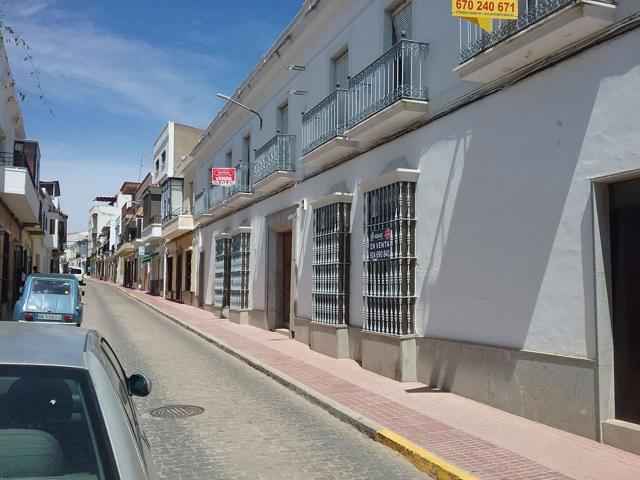 GRAN CASA SEÑORIAL EN SANTA MARTA DE LOS BARROS - BADAJOZ photo 0