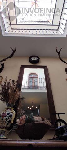 GRAN CASA EN 1ª Y 2ªPLANTA ESTILO SEÑORIAL EN FUENTE DE CANTOS-BADAJOZ photo 0