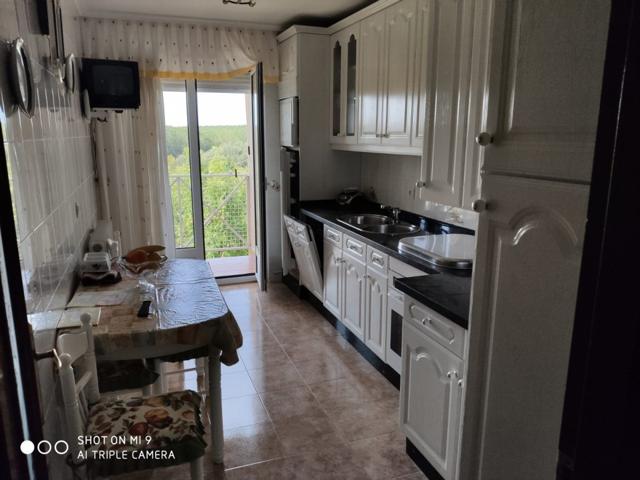 SE VENDE PISO CÉNTRICO Y CON EXCELENTES VISTAS, 81 M2, 3 HAB., SALÓN, COCINA, BAÑO, TRASTERO Y GAR. photo 0