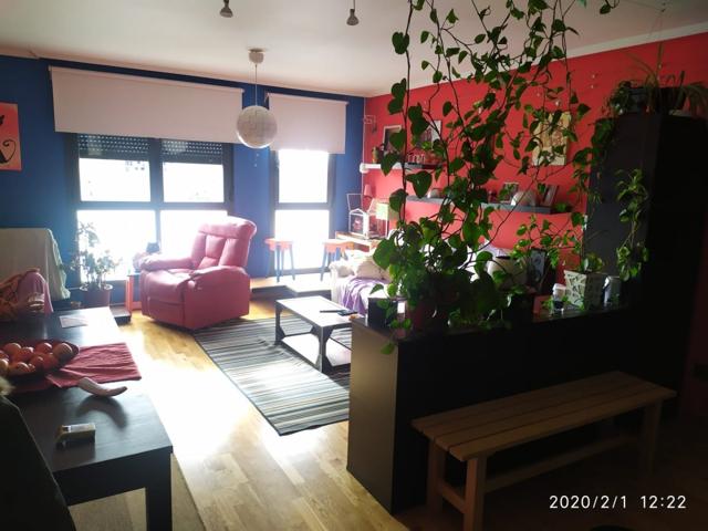 SE VENDE APARTAMENTO MUY LUMINOSO, COCINA AMERICANA, 3 HAB., 2 BAÑOS, ASCENSOR, GARAJE. PARA ENTRAR. photo 0