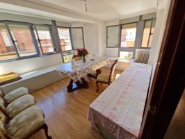 SE VENDE PISO EN VALENCIA DE DON JUAN, CENTRO, 3 HAB., SALÓN, COCINA Y BAÑO, 1º SIN ASCENSOR. photo 0