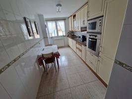 SE PISO, 95 M2, AMUEBLADO, COCINA, SALÓN, 3 HAB., 2 BAÑOS, ASCENSOR, TRASTERO Y PLAZA DE GARAJE. photo 0