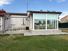 SE VENDE CHALET EN VALJUNCO, REFORMADO, 3 HAB., COCINA AMERICANA, 2 BAÑOS, COCHERA, PARCELA 496 M2. photo 0