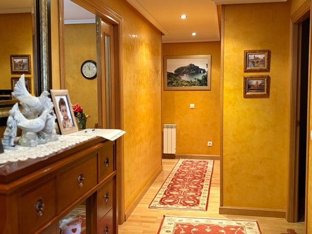 SE PISO SEMINUEVO, 94 M2, AMUEBLADO, COCINA, SALÓN, 3 HAB., 2 BAÑOS, ASCENSOR, TRASTERO, P.G. PARA ENTRAR A VIVIR. photo 0