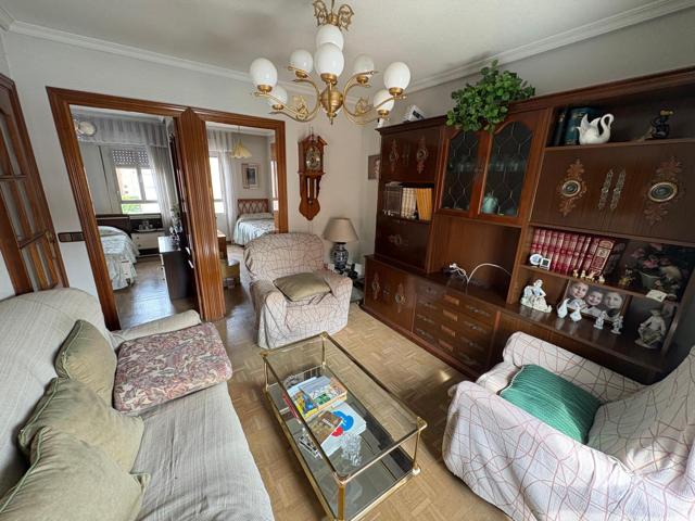 Piso En venta en Moratalaz, Madrid photo 0