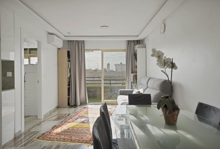 Piso En venta en Centro, Estepona photo 0