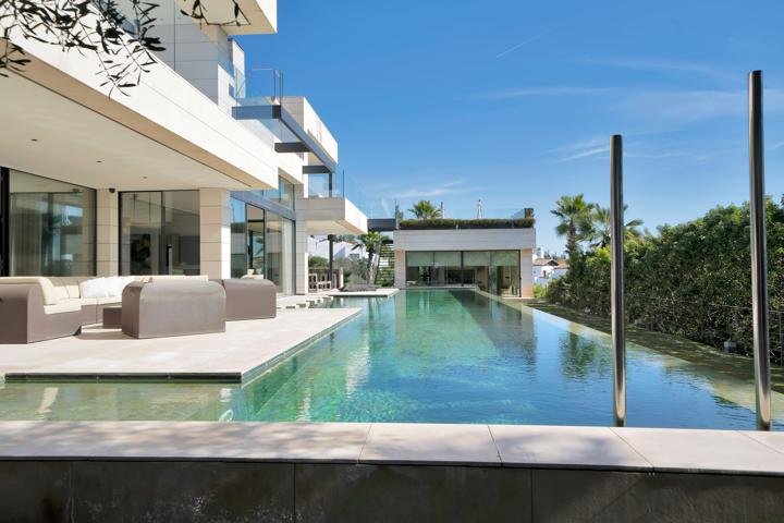 Refugio Mediterráneo de Elegancia en la Milla de Oro de Marbella photo 0