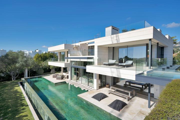 Refugio Mediterráneo de Elegancia en la Milla de Oro de Marbella photo 0