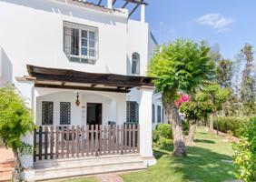 Unifamiliar Pareada En alquiler en Los Naranjos, Marbella photo 0