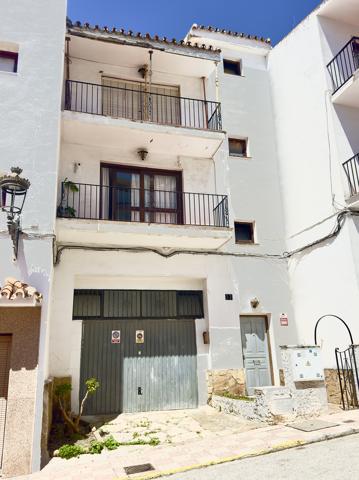 Edificio Residencial Centro de Estepona photo 0