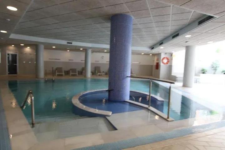 Piso En venta en Bahia De La Plata, Estepona photo 0