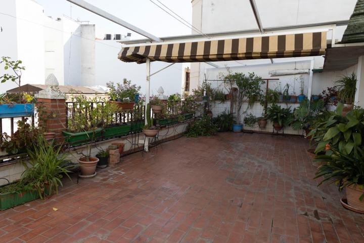 ESTUPENDA CASA JUNTO A PLAZA DE CRUZ DE JUAREZ . photo 0
