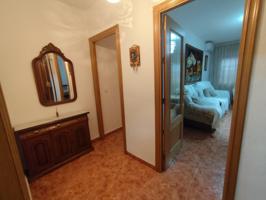 Piso 3 Dormitorios AMUEBLADO en Huerta de la Reina - ¡Comunidad y Agua Incluida! photo 0