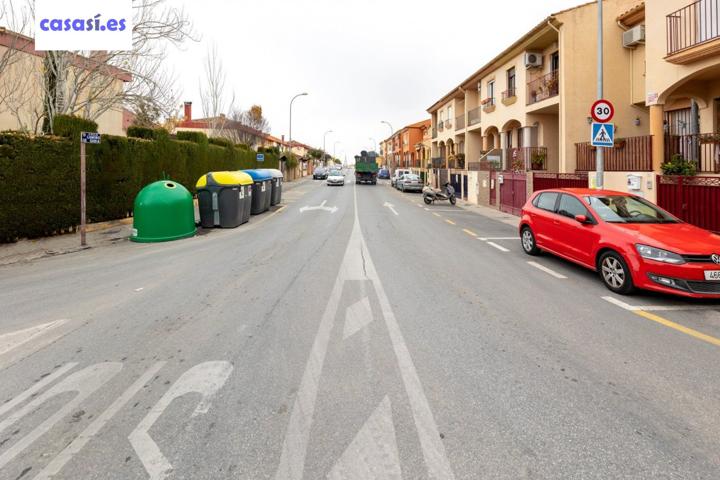 Venta de solar con proyecto de 2 casas pareadas en Zona Lomalinda photo 0