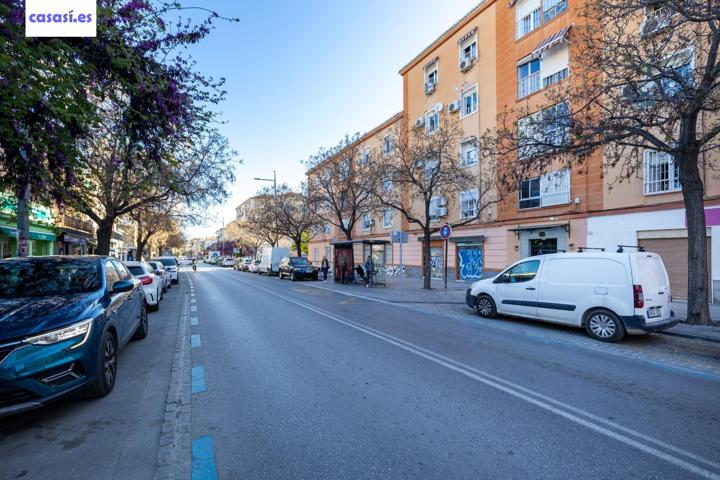 Oportunidad de inversión: piso de 3 dormitorios muy cerca de Metro photo 0