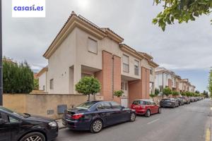 ADOSADO A ESTRENAR EN ARMILLA photo 0