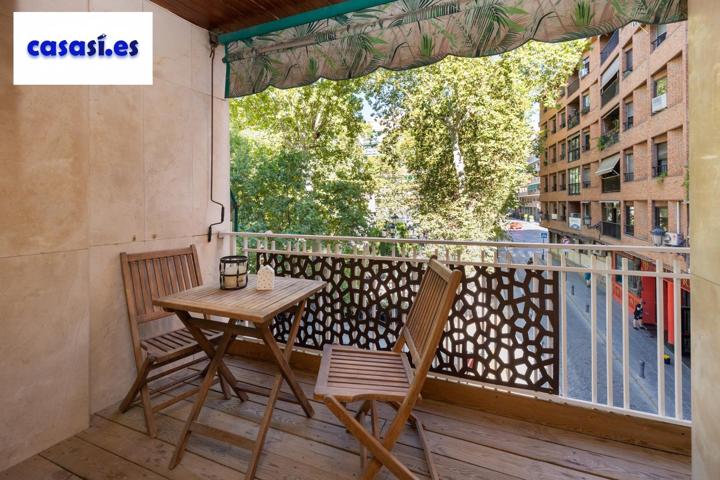 Magnífico Piso Recién Reformado en Pleno Centro de Granada. photo 0