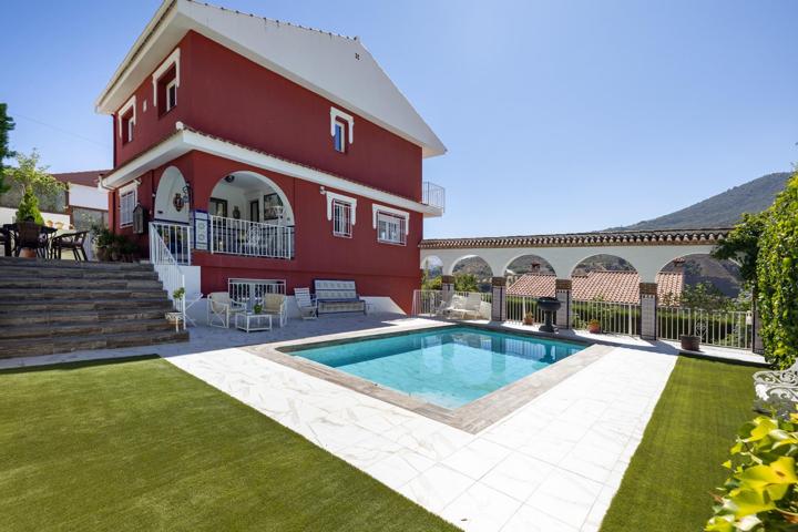 🏡 CHALET INDEPENDIENTE EN URBANIZACIÓN 'LOS PINILLOS' - PINOS GENIL photo 0