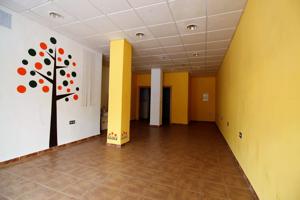 Oportunidad!. Local comercial con 54 m2 junto a la Calle Doctor Oloriz. Ref: B5888 photo 0