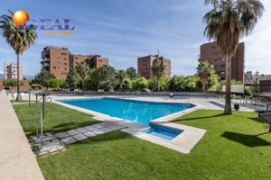 ¡Descubre tu nuevo hogar en una de las urbanizaciones más exclusivas de Granada, Gran Parque! photo 0