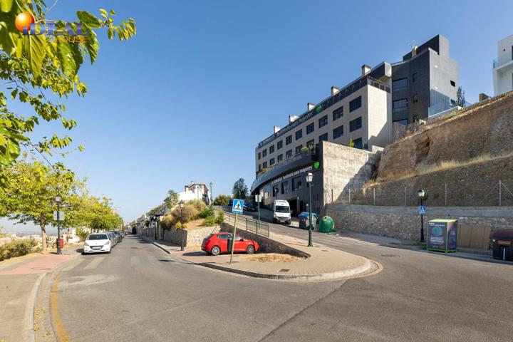 Solar con proyecto en una de las mejores zonas de Granada photo 0