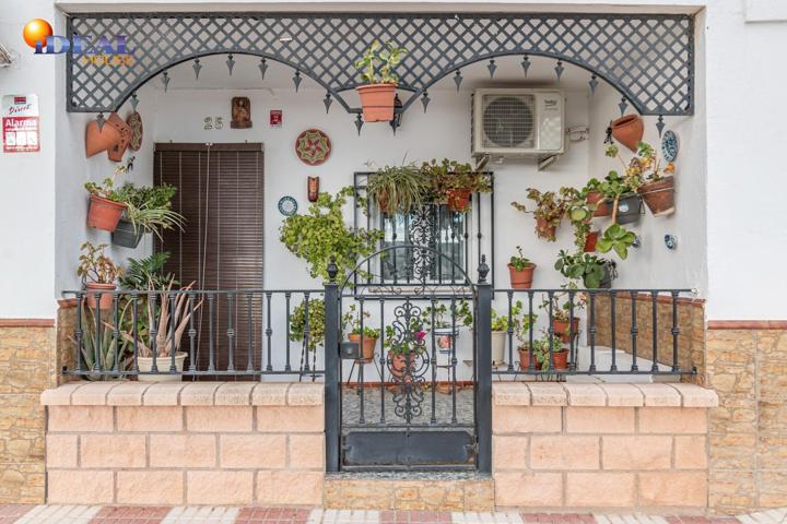 '¡Tu Hogar Ideal con Terraza en Moraleda de Zafayona Espera por Ti!' photo 0