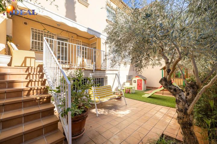 Espectacular casa ubicada en el exclusivo barrio de Albayda, diseñada con una distribución funcional photo 0