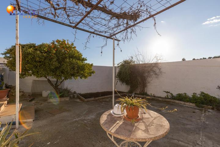 Hermosa casa en la mejor zona de Íllora photo 0