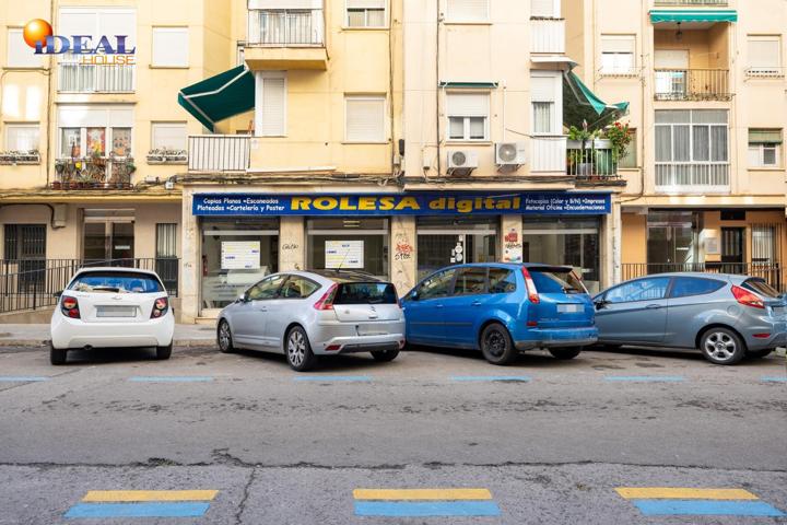 Presentamos un espectacular local comercial photo 0