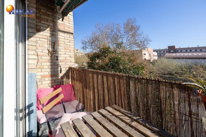 Maravilloso piso de 3 dormitorios con terraza en Avd Madrid photo 0
