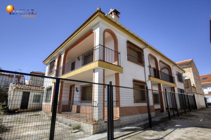 CASA EN JEREZ DEL MARQUESADO photo 0