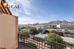 ¡MAGNIFICO PISO CON BALCÓN, VISTAS DESPEJADAS, GARAJE Y TRASTERO EN ATARFE! photo 0