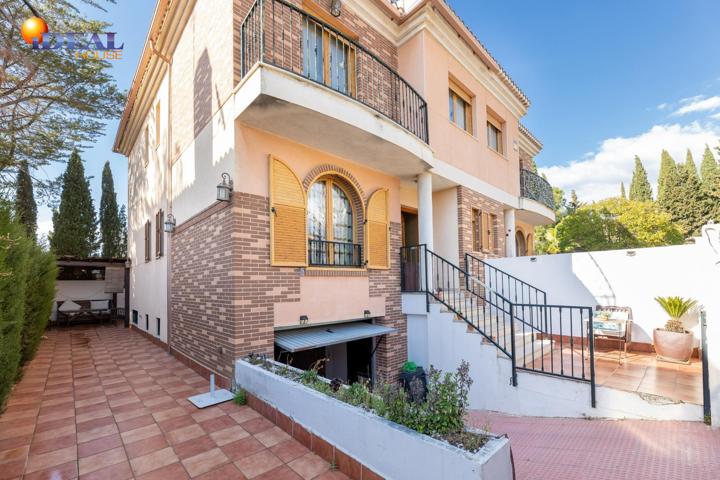 SALE A LA VENTA UNA FANTASTICA VIVIENDA UNIFAMILIAR PAREADA photo 0