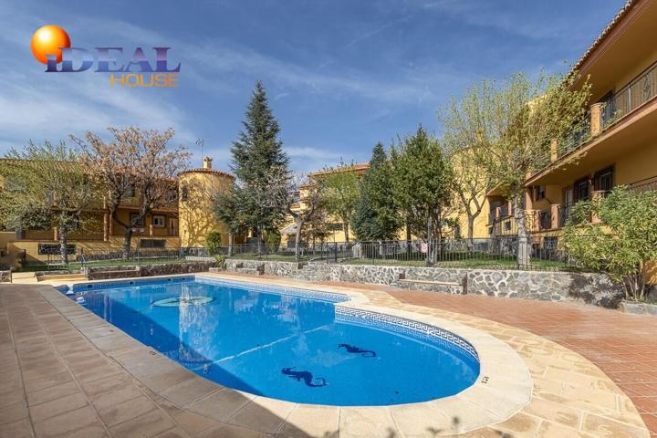 ¡PISAZO CON TERRAZA Y RESIDENCIAL CON PISCINA EN OGIJARES! photo 0