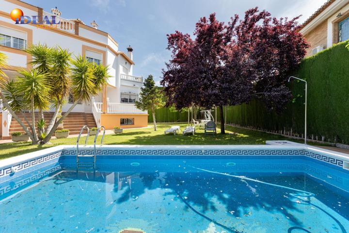 ¡GRAN CHALET EN GOJAR EN URBANIZACION LOS CEREZOS! photo 0