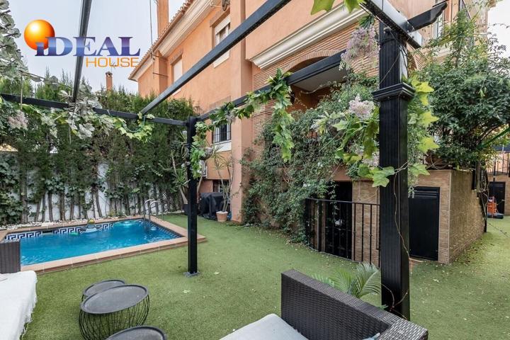 Exclusivo Chalet Pareado con Licencia Turística y Piscina Privada: Tu Paraíso Personal photo 0