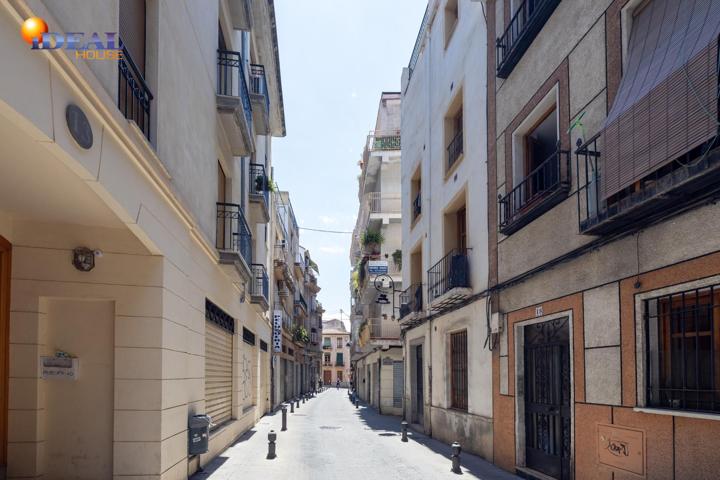 Oportunidad!! Vivienda en planta alta, exterior, frente al Corte Ingles. photo 0