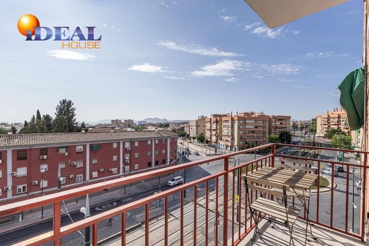 ESPECTACULAR PISO COMPLETAMENTE REFORMADO!!! photo 0