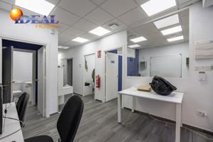 ¡Inversión con buena rentabilidad en Granada capital! photo 0