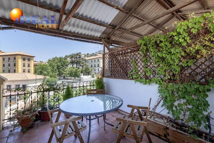 Vivienda con Licencia Turística junto al Arco de Elvira photo 0