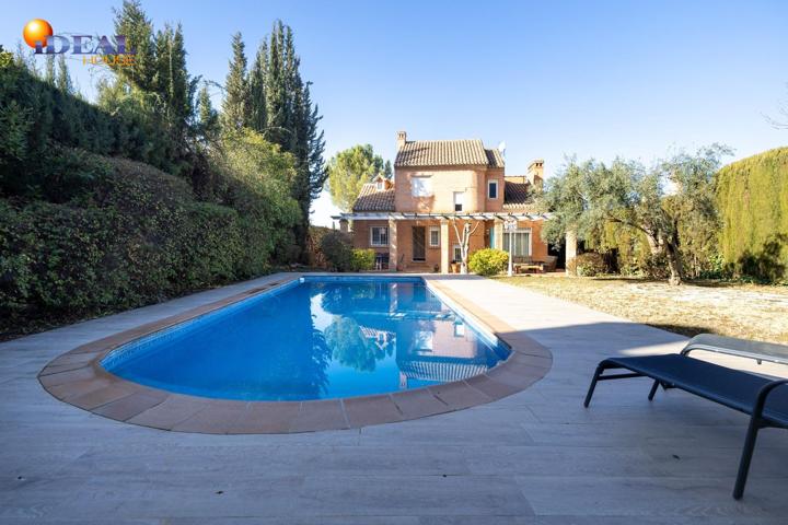Casa En venta en Urbanizacion Cortijo Del Aire, Albolote photo 0
