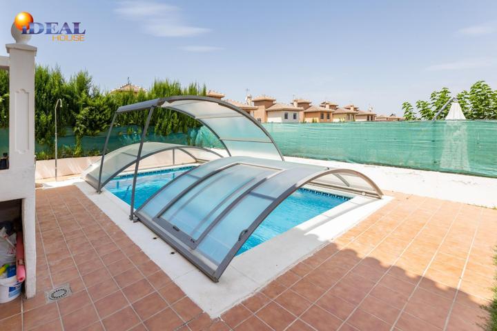 🏡 Espectacular Chalet a 10 Minutos del Centro de Granada photo 0