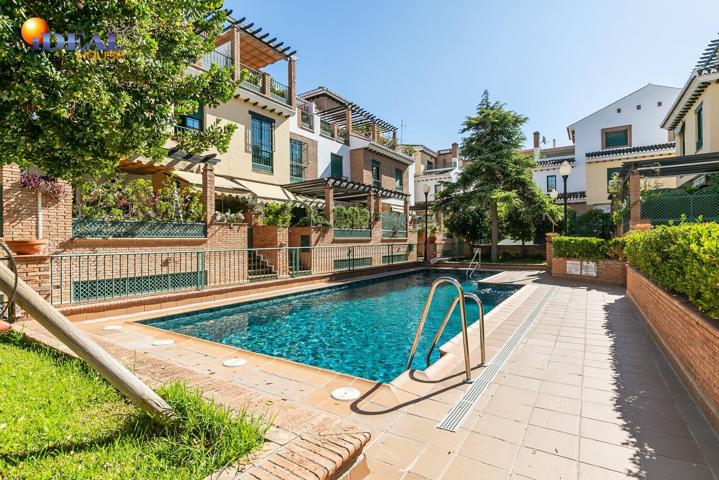 EXCLUSIVA Y ELEGANTE CASA EN NEPTUNO - GRANADA CAPITAL photo 0
