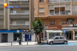 Piso reformado con ascensor en Motril. photo 0