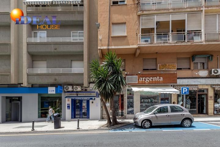 Piso reformado con ascensor en Motril. photo 0