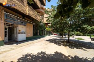 ¡SE VENDE LOCAL EN ZONA GRANADA ESTRATÉGICA DE OCIO Y RESTAURACIÓN! photo 0
